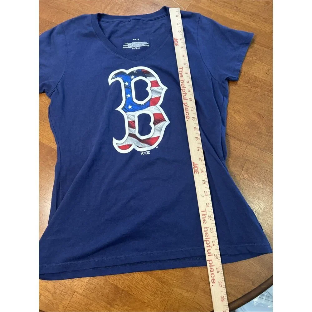 Boston Red Sox MLB V Neck Shirt Women's Size Medium American Flag USA